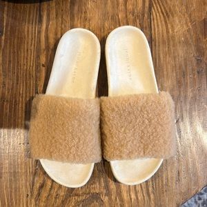 Jenni Kayne Shearling Slides size 39 BRAND NEW IN BOX